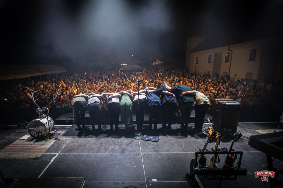 jedno velké DÍKY patří Vám přátelé!